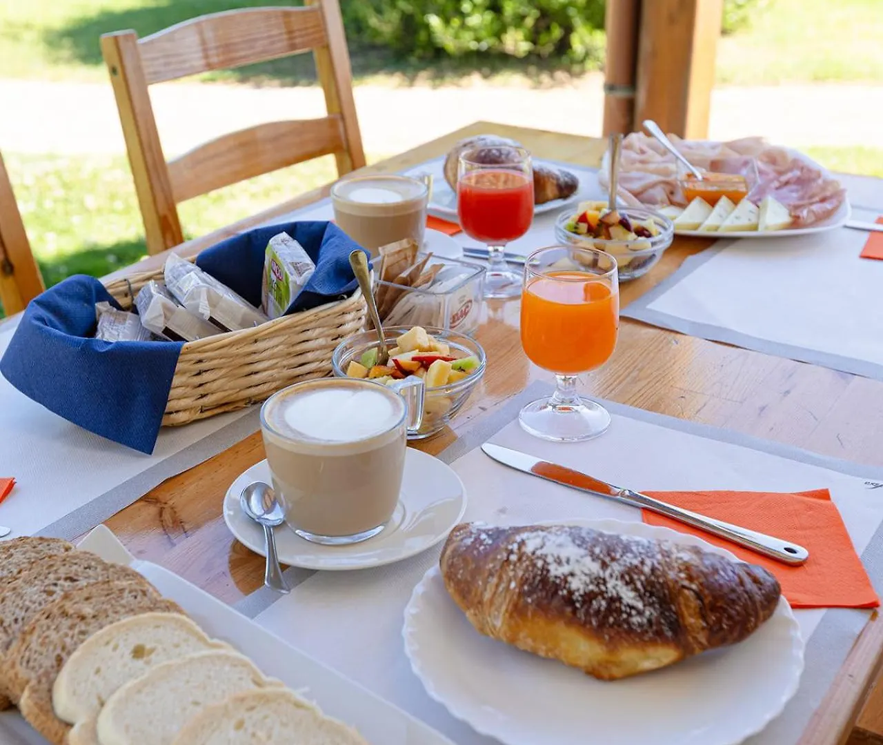 皮昂比诺 Glamping Gli Etruschi酒店 豪华帐篷