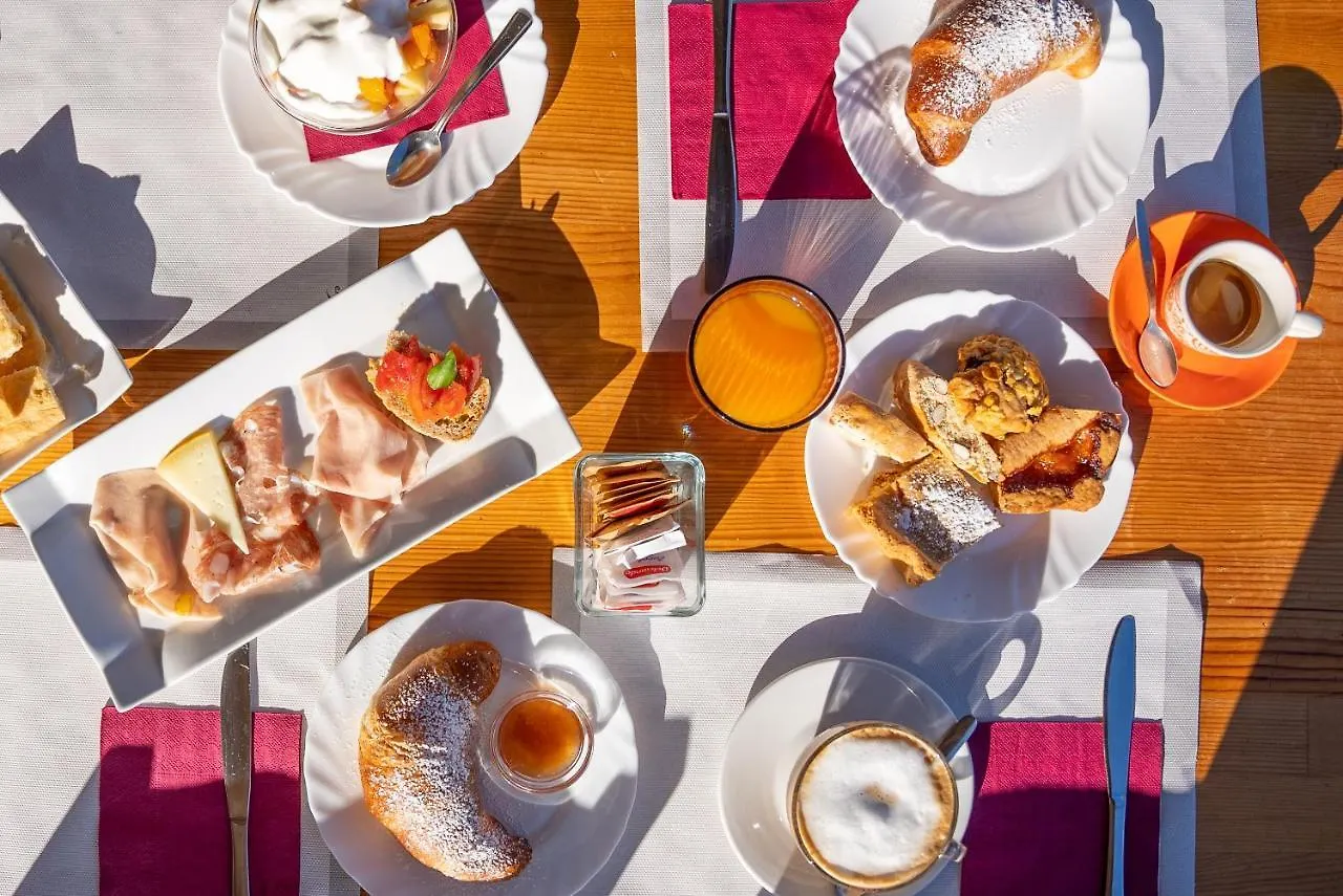 Hotel Glamping Gli Etruschi Piombino 0*,  Włochy